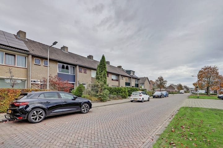 Photo 7 of Meidoornlaan 13