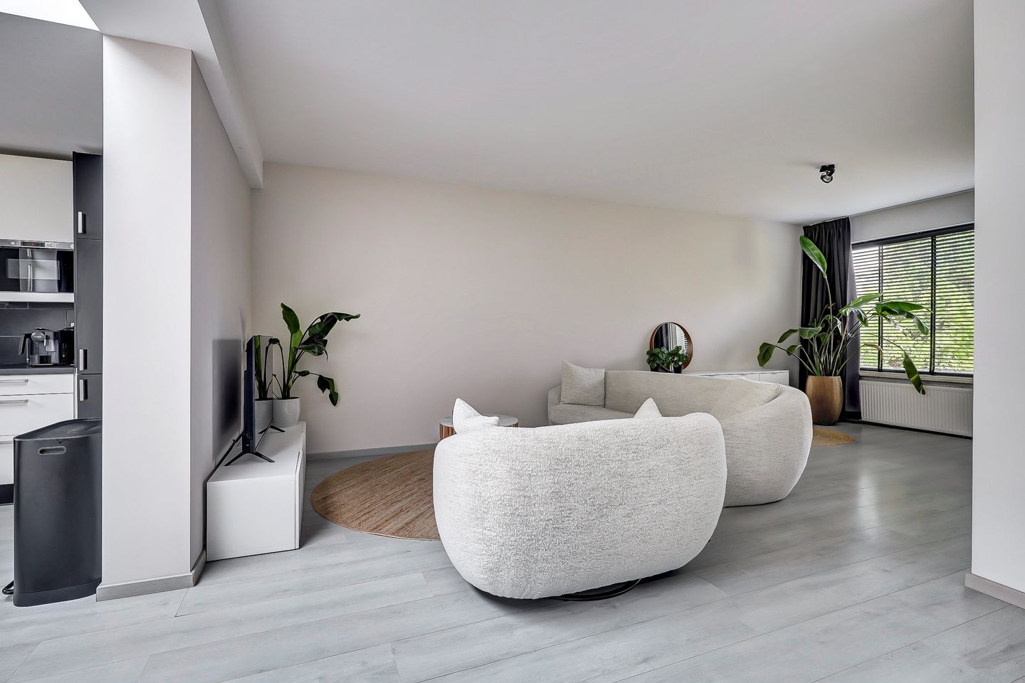 Foto 10 van Meidoornlaan 13