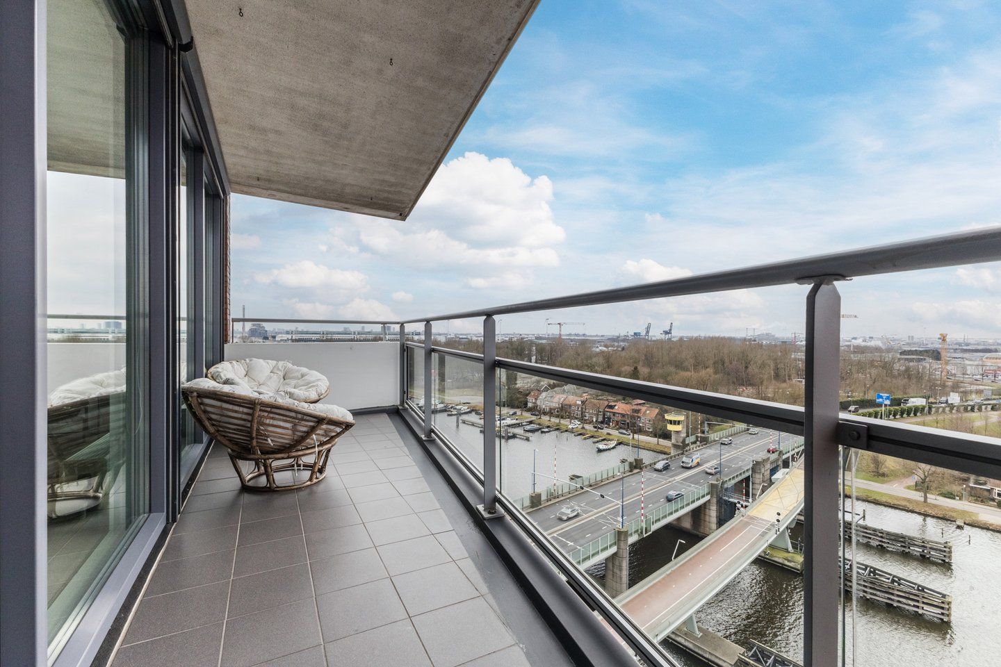 Foto 21 van Conradwerf 196