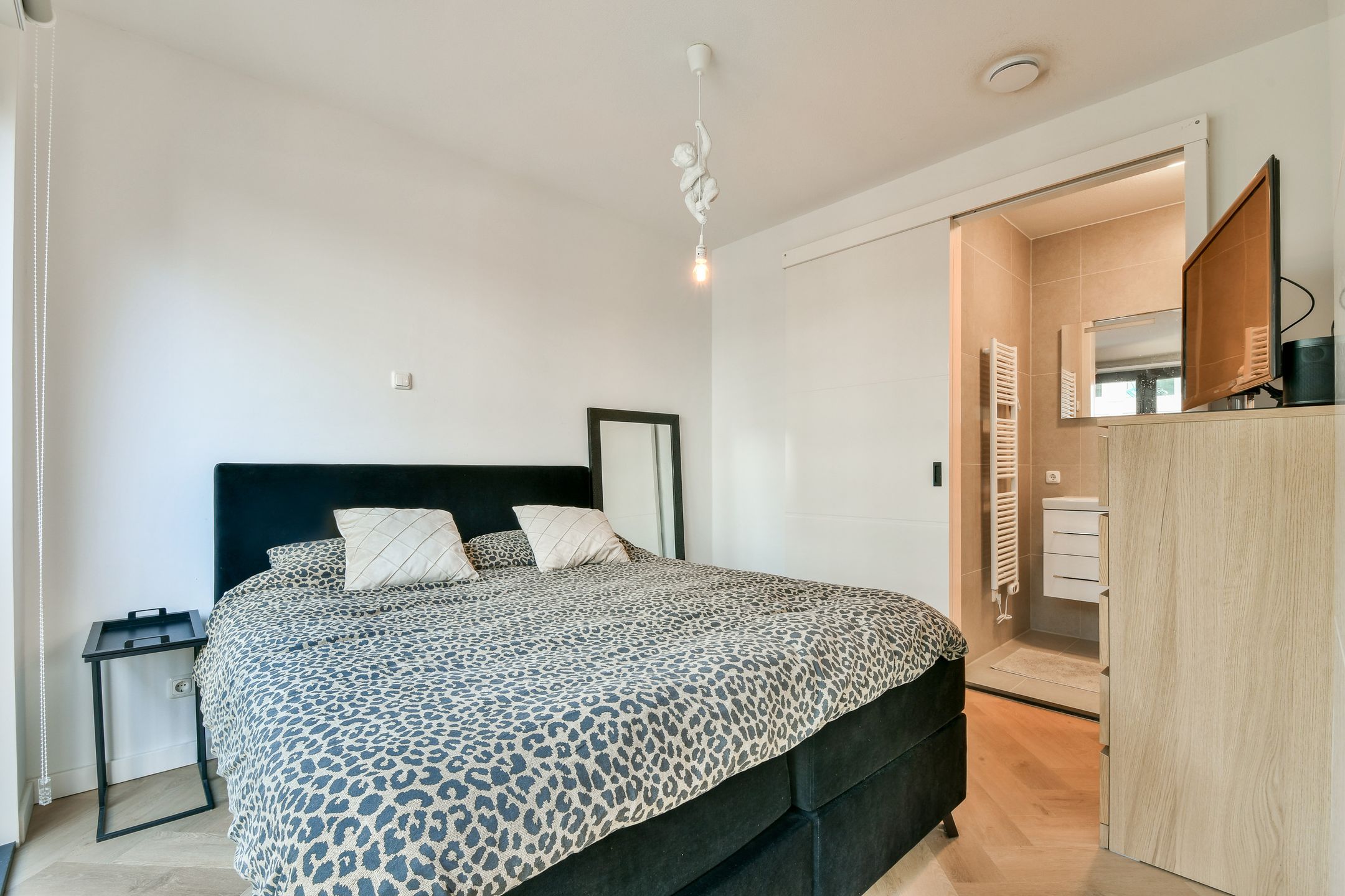 Foto 21 van Willem Parelstraat 184