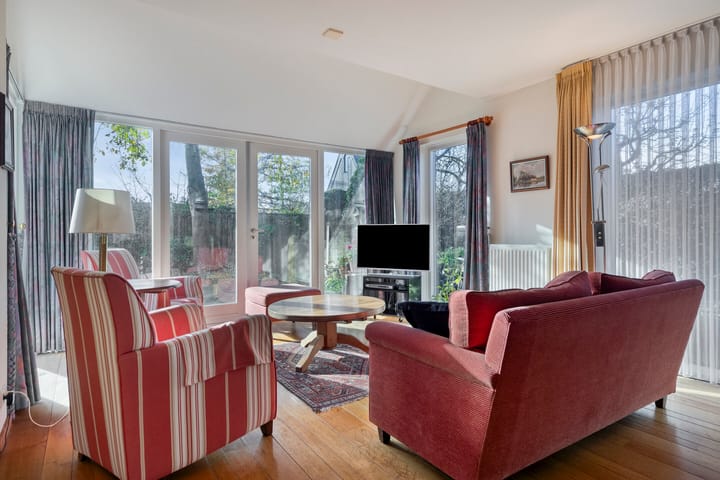 Photo 12 of Hofweg 6