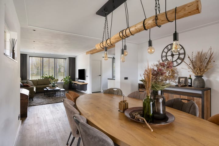 Photo 22 of Bernhardstraat 12