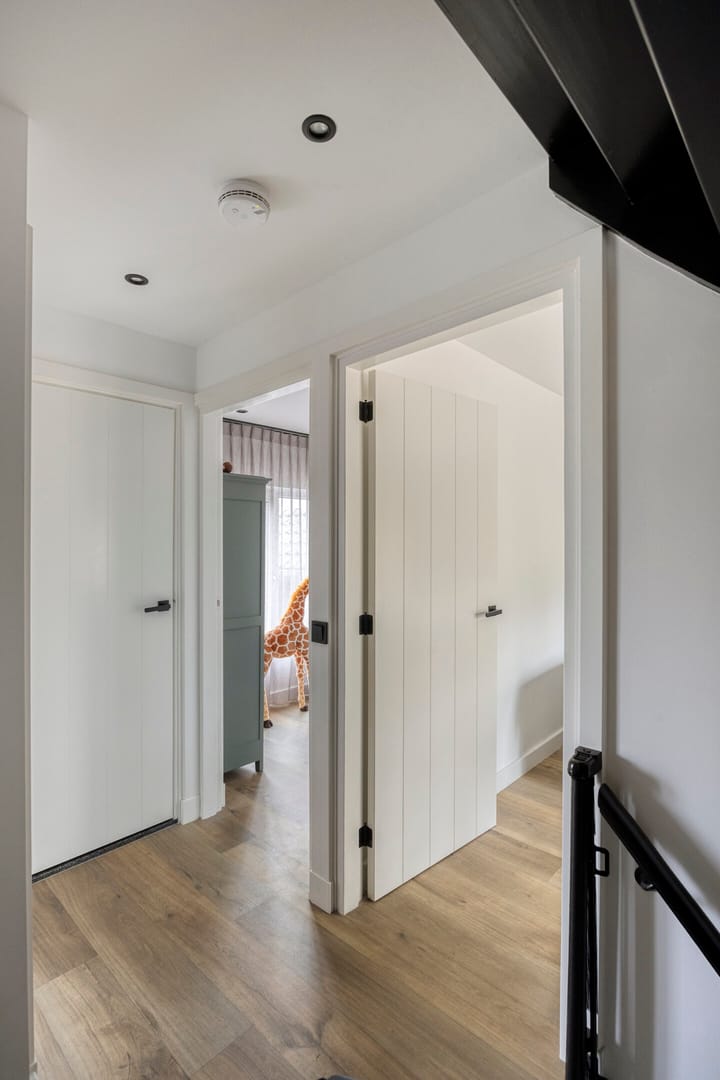 Photo 36 of Bernhardstraat 12