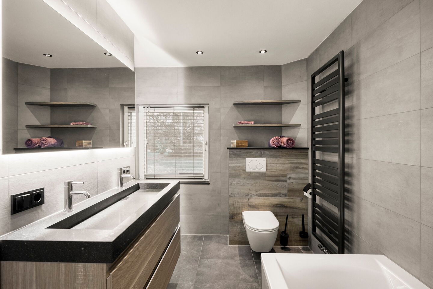 Foto 40 van Bernhardstraat 12