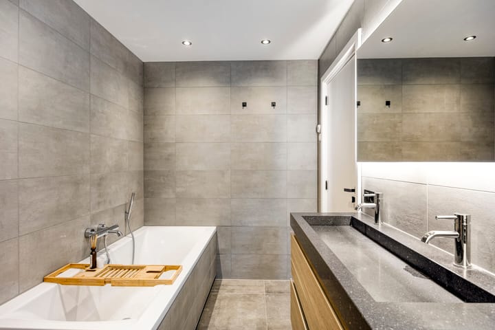 Photo 41 of Bernhardstraat 12