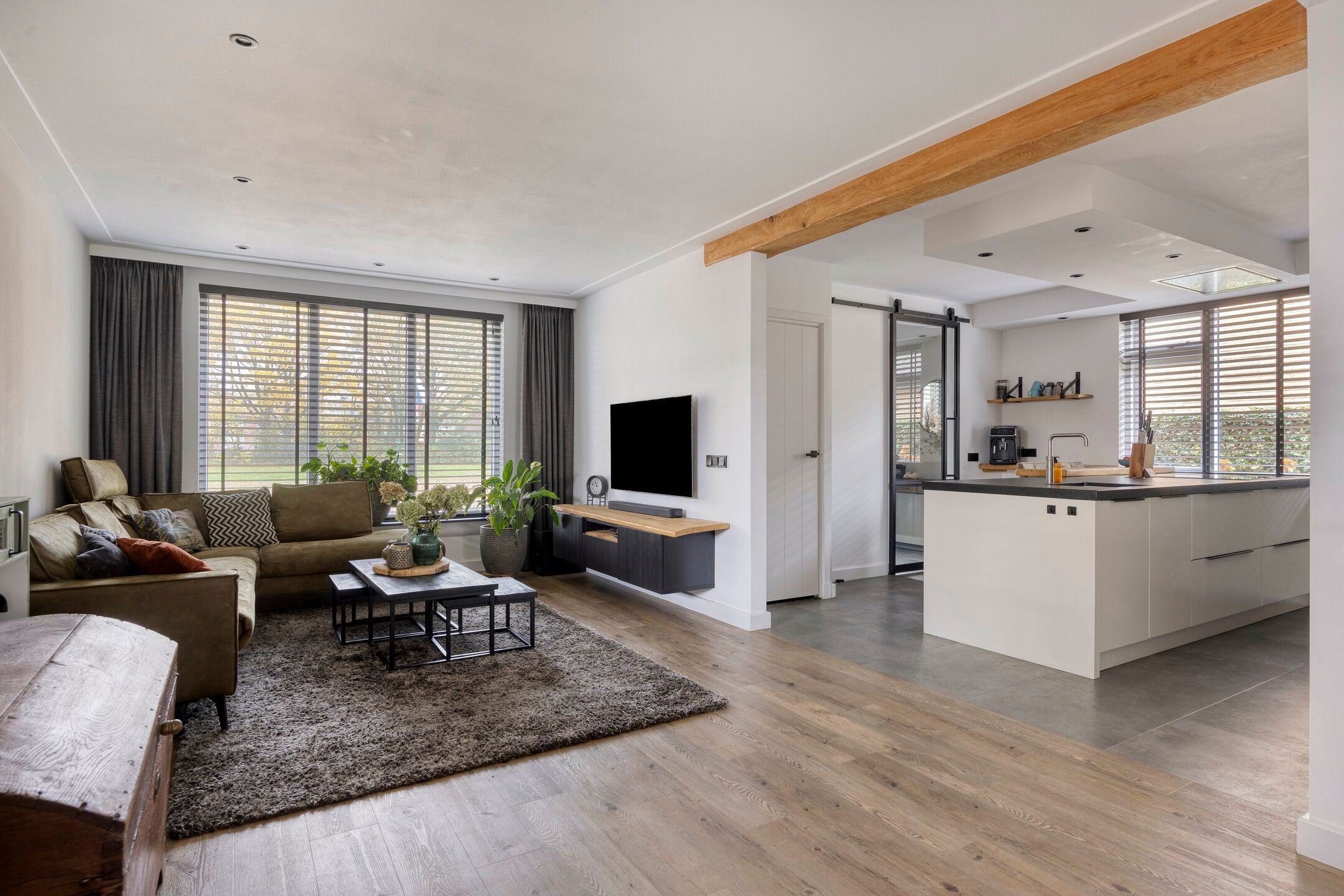 Foto 9 van Bernhardstraat 12