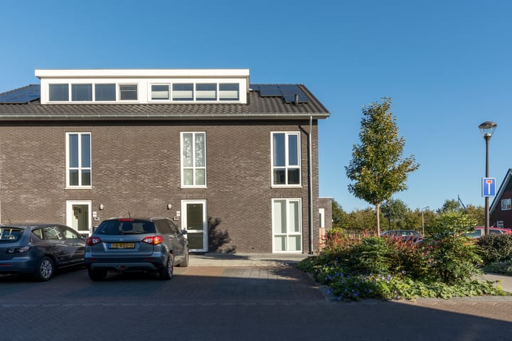 Photo 2 of Stekelbaars 15-C