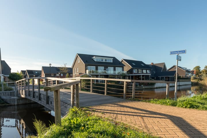 Photo 35 of Stekelbaars 15-C