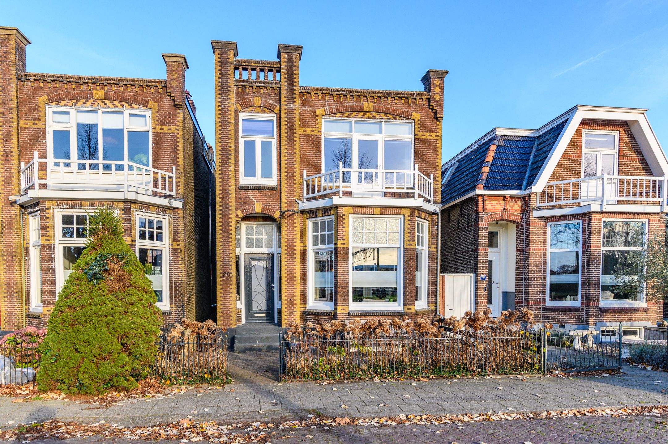 Buying a house in The Netherlands., Stationsplein 26