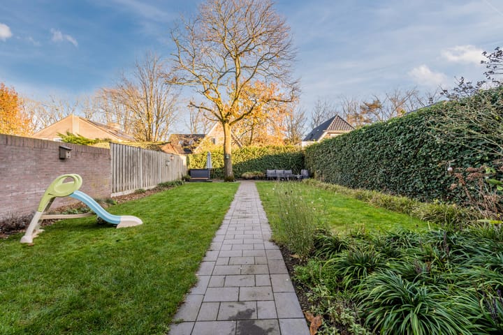 Photo 26 of Roerstraat 48