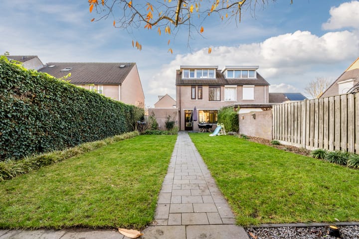 Photo 29 of Roerstraat 48