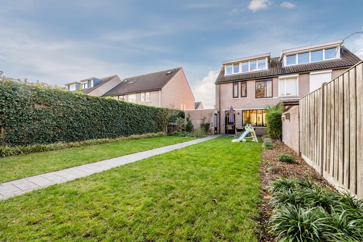 Photo 31 of Roerstraat 48