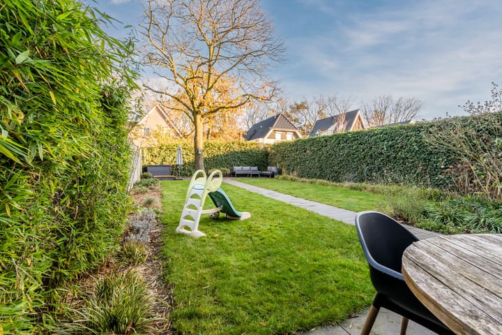 Photo 27 of Roerstraat 48