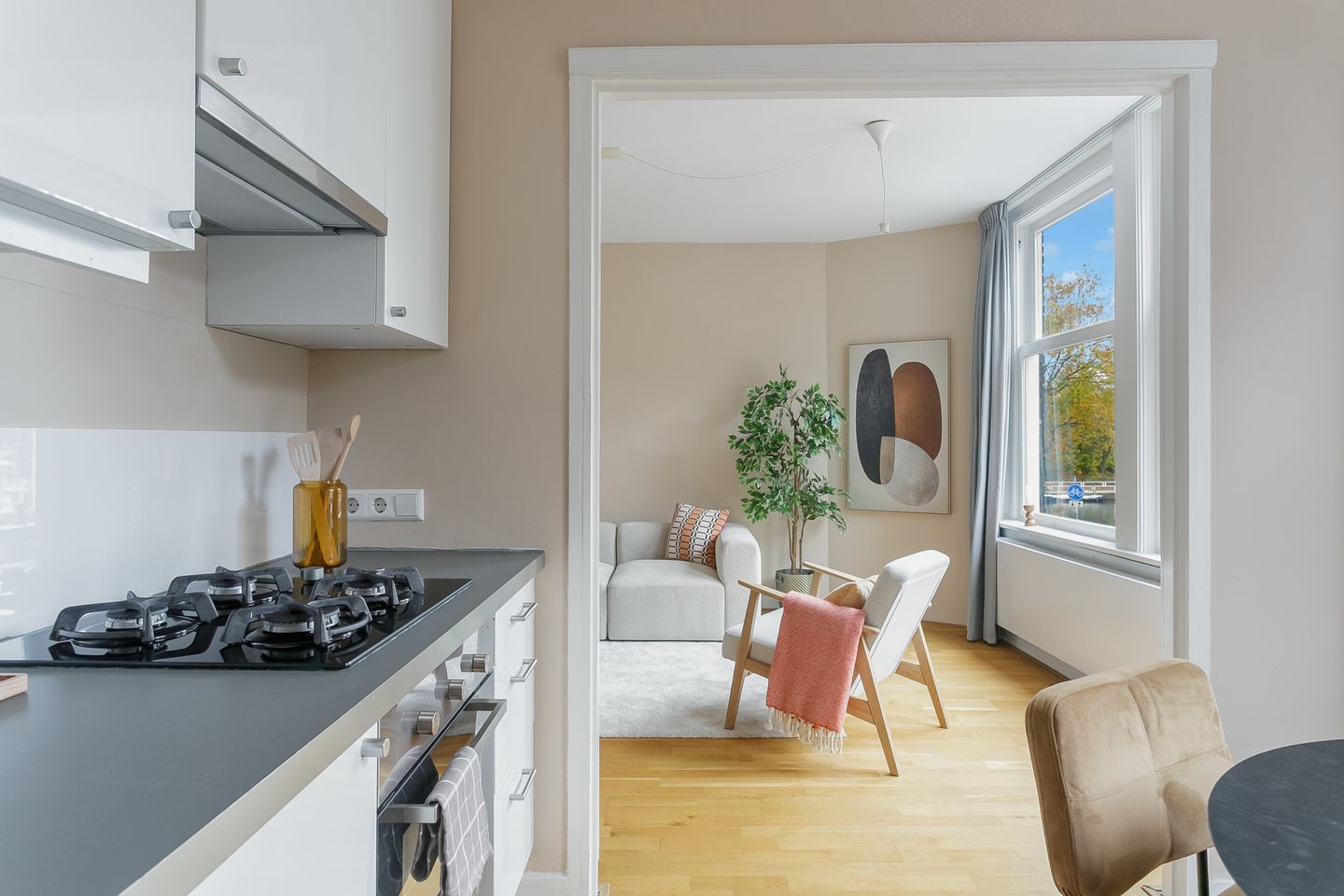 Photo 10 of Andreas Schelfhoutstraat 63-1