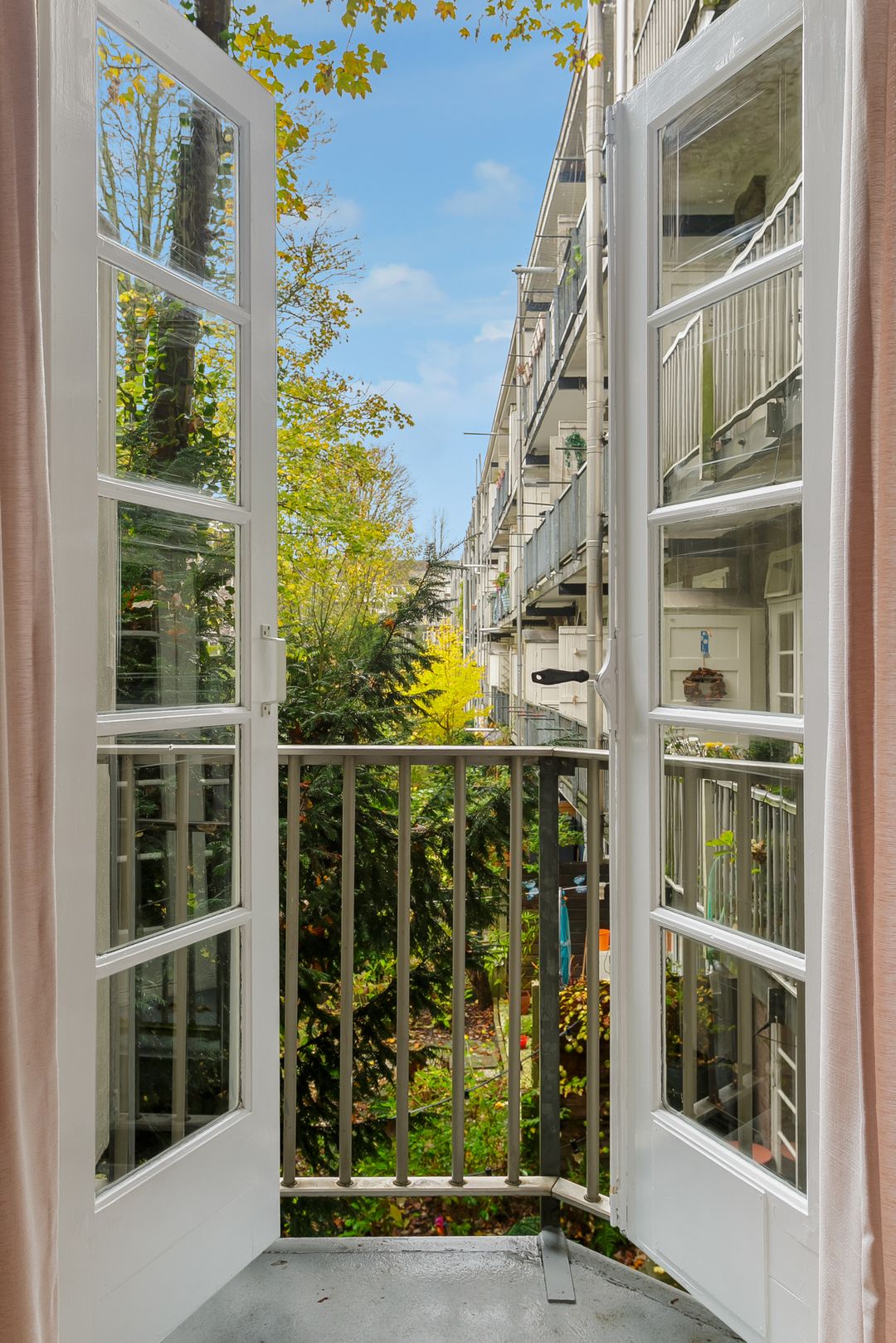 Photo 17 of Andreas Schelfhoutstraat 63-1