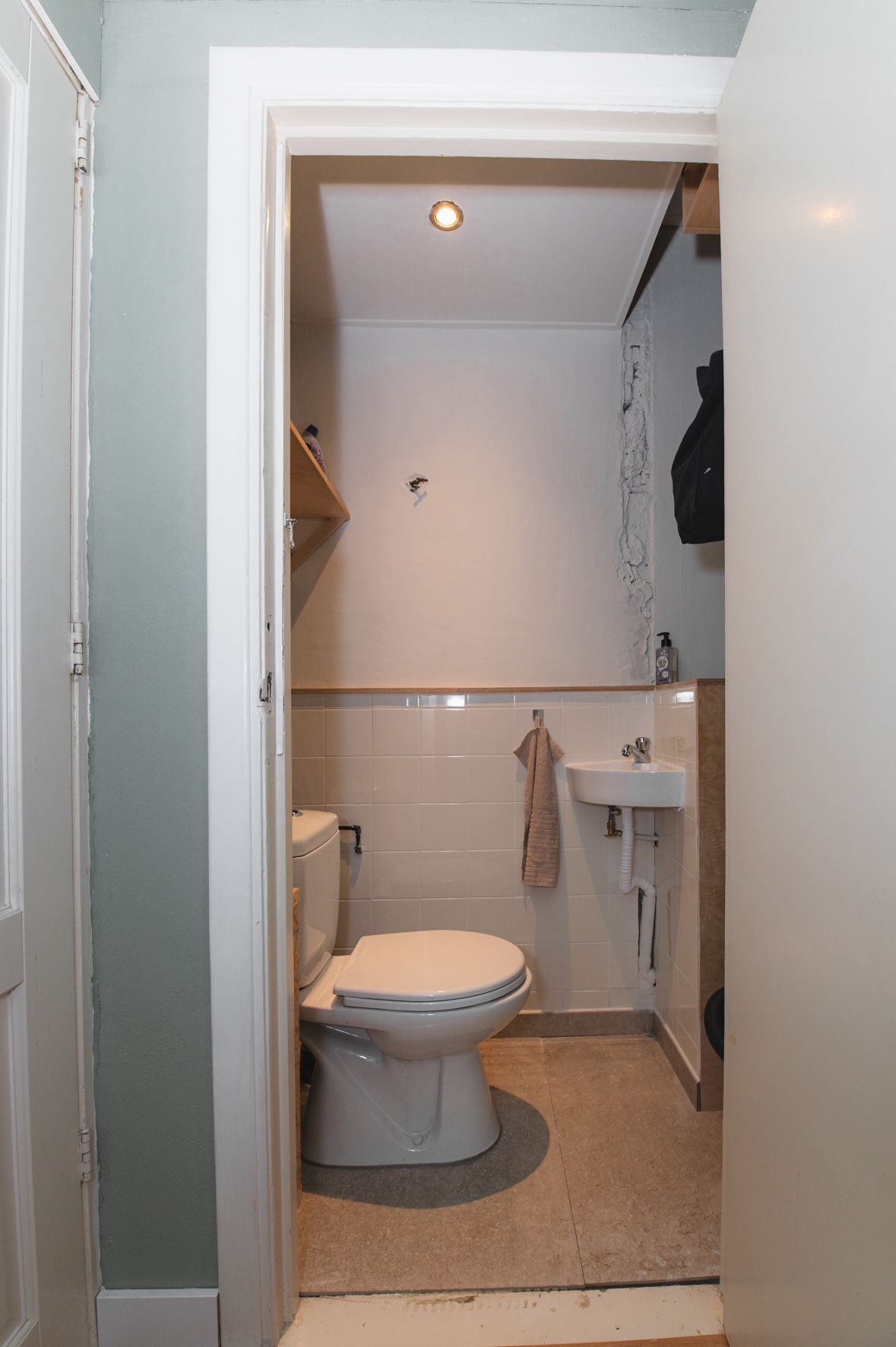 Foto 15 van Tak van Poortvlietstraat 17-B01