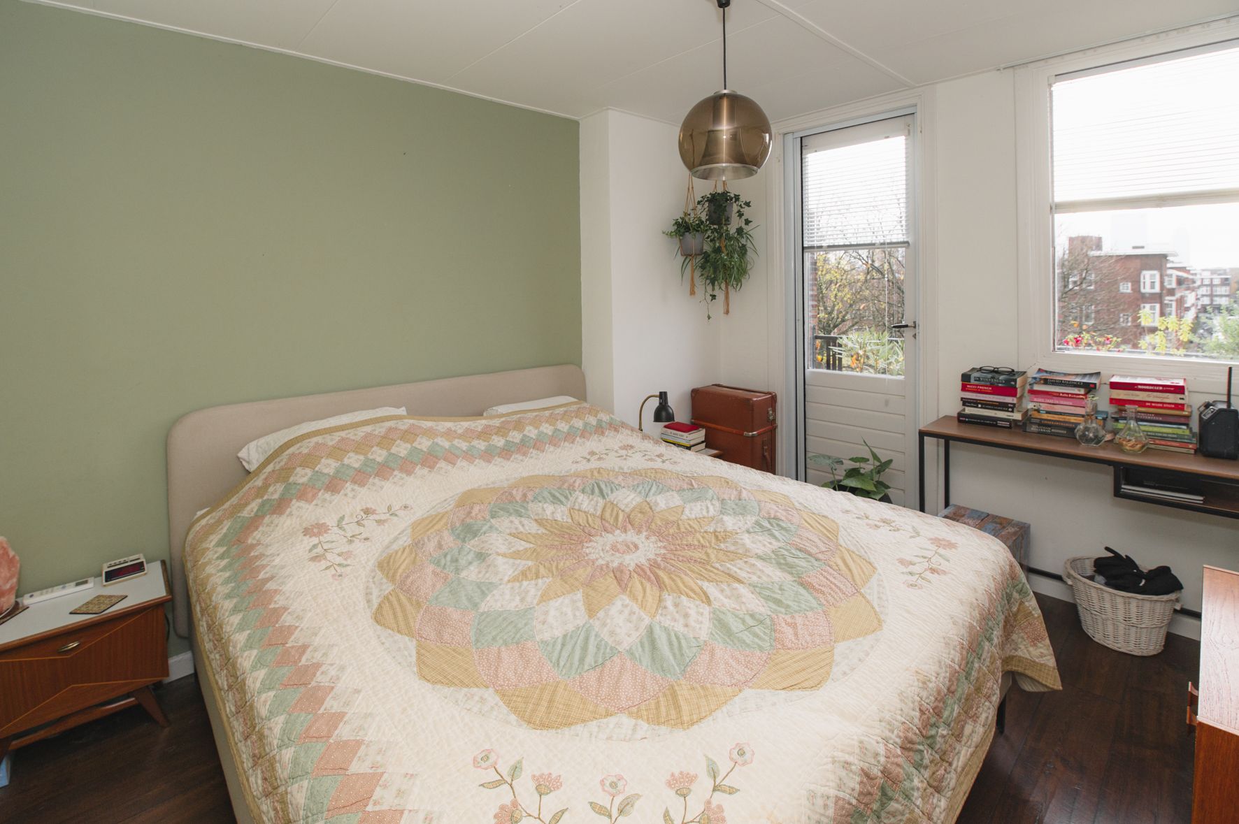 Foto 18 van Tak van Poortvlietstraat 17-B01