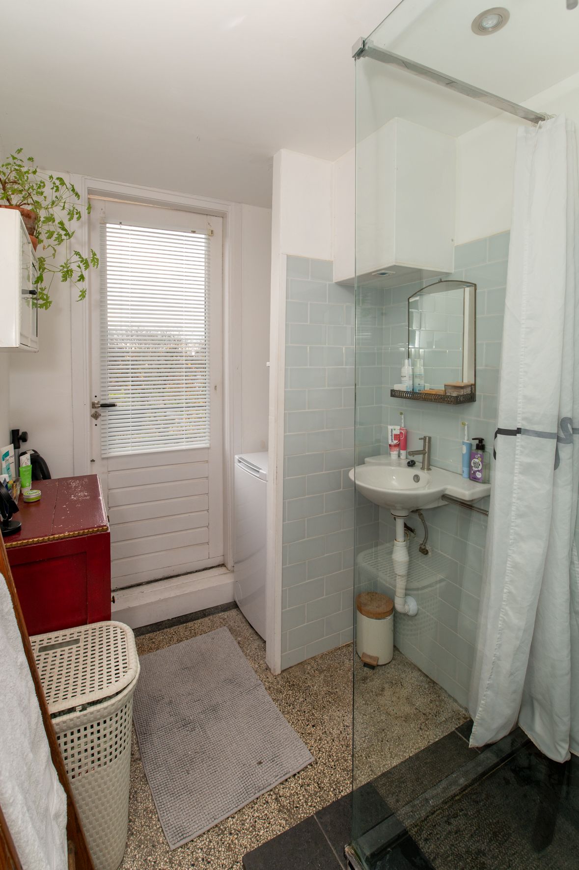 Foto 20 van Tak van Poortvlietstraat 17-B01