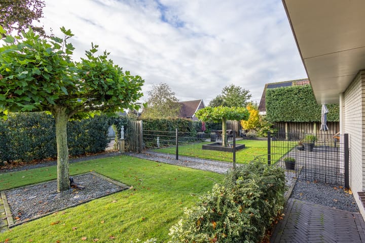 Photo 41 of Hoofdweg 159