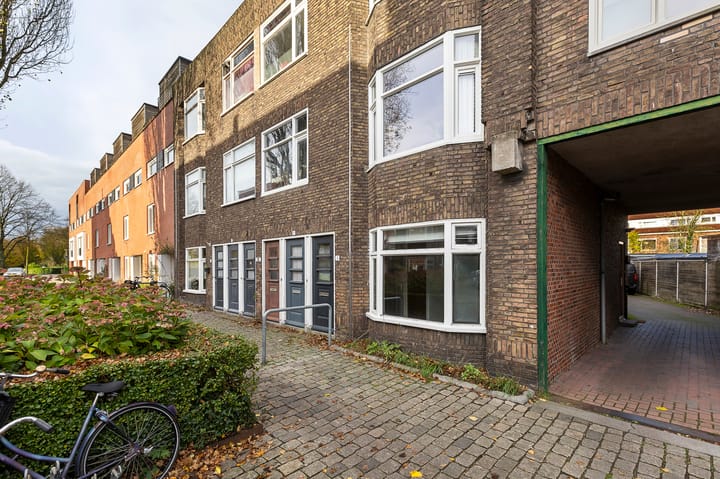 Photo 4 of Nassaustraat 3
