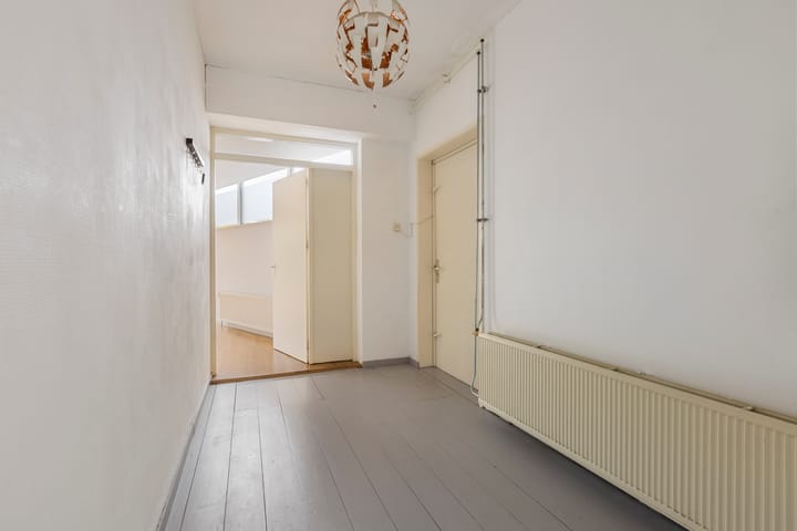 Photo 8 of Nassaustraat 3