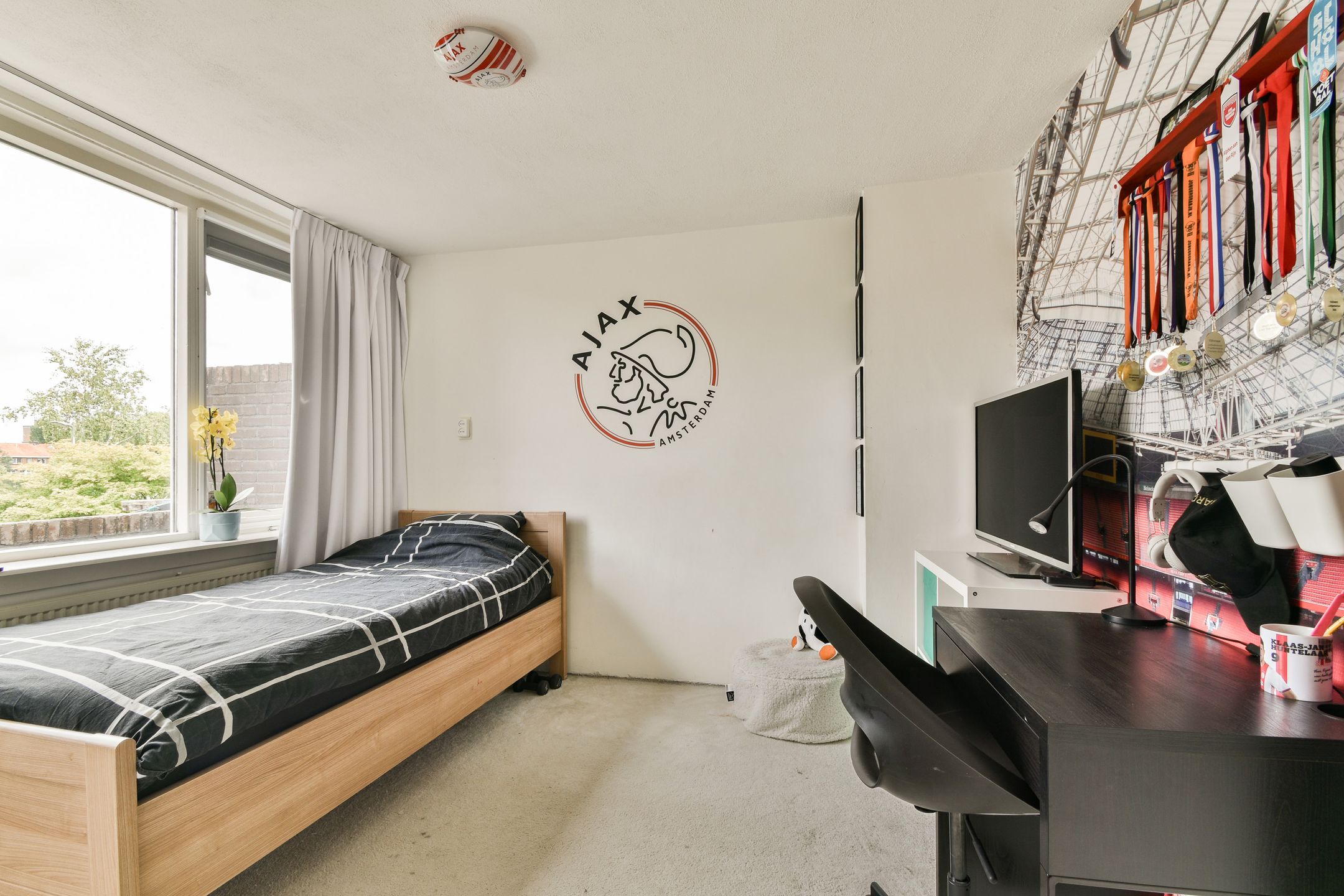 Foto 21 van J.P. Heyestraat 6