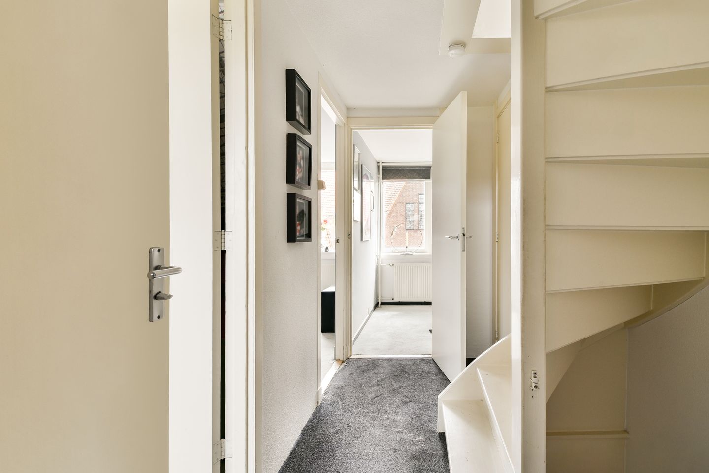 Foto 25 van J.P. Heyestraat 6