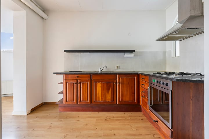 Photo 16 of Nassaustraat 3