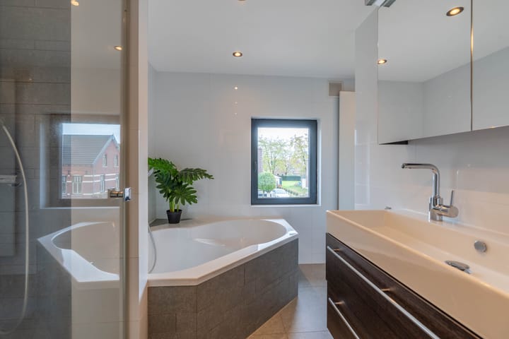 Photo 64 of Albionstraat 24