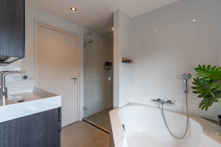 Photo 68 of Albionstraat 24