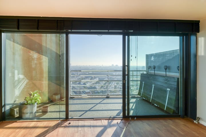 Photo 12 of Troelstrakade 67-A