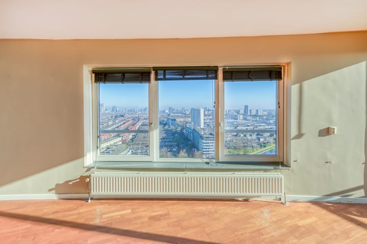 Photo 13 of Troelstrakade 67-A