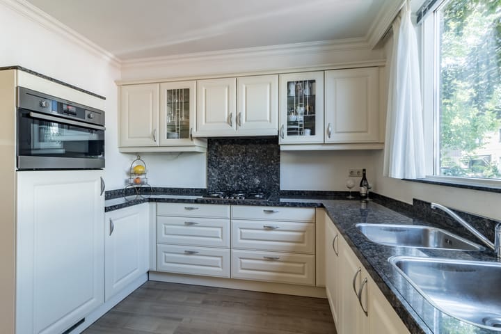 Photo 5 of Dr Weitjenslaan 48