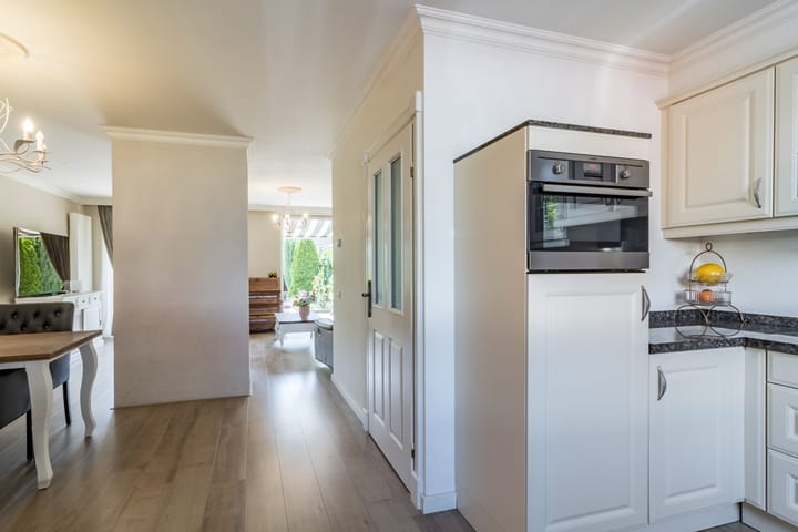 Photo 7 of Dr Weitjenslaan 48