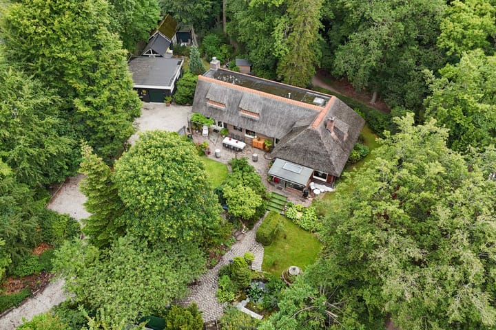 Photo 3 of Nieuwe Bussummerweg 246