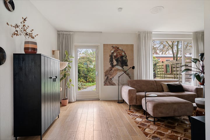 Photo 16 of Weden 16