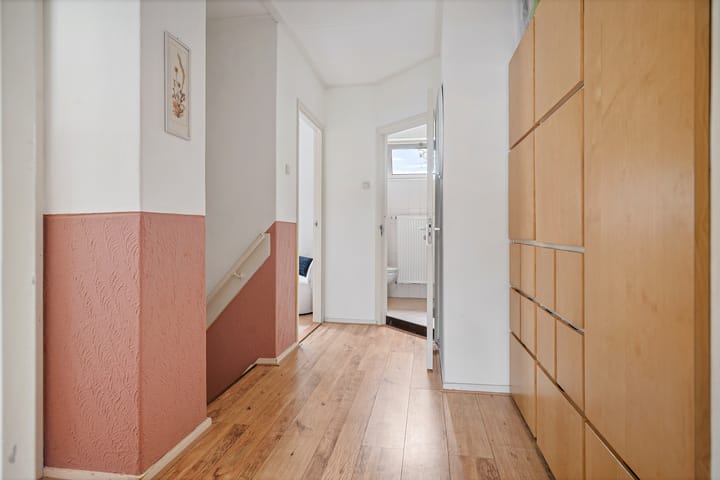 Photo 23 of Weden 16