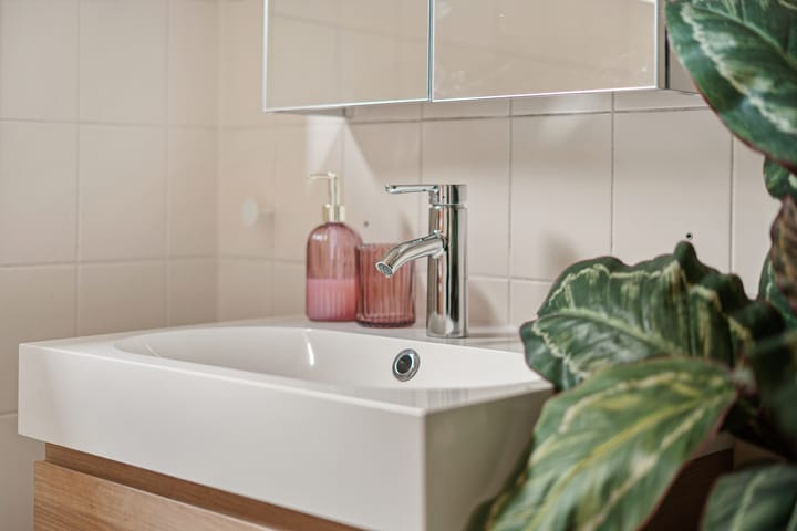 Photo 35 of Weden 16