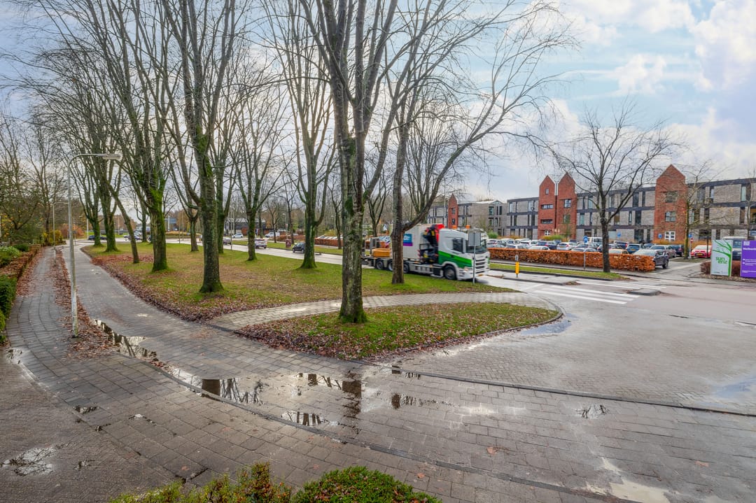 Photo 37 of Burgemeester Wuiteweg 323