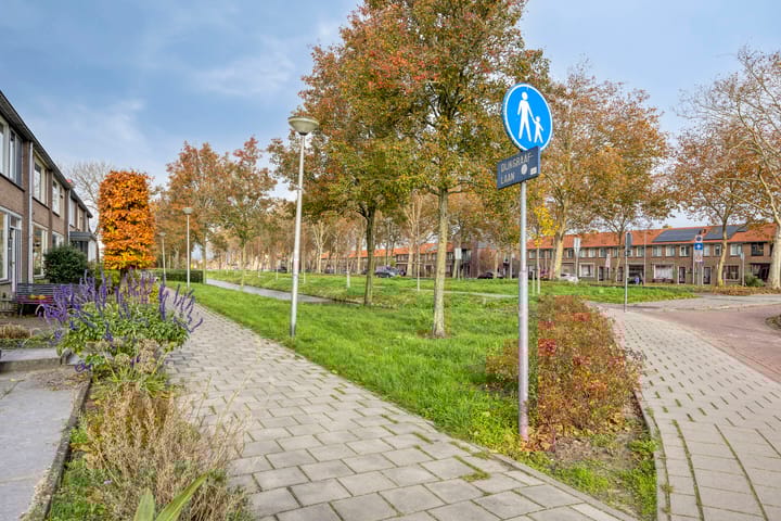 Photo 31 of Dijkgraaflaan 52