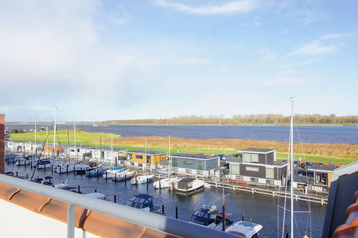 Photo 10 of Zuiderzeeboulevard 77