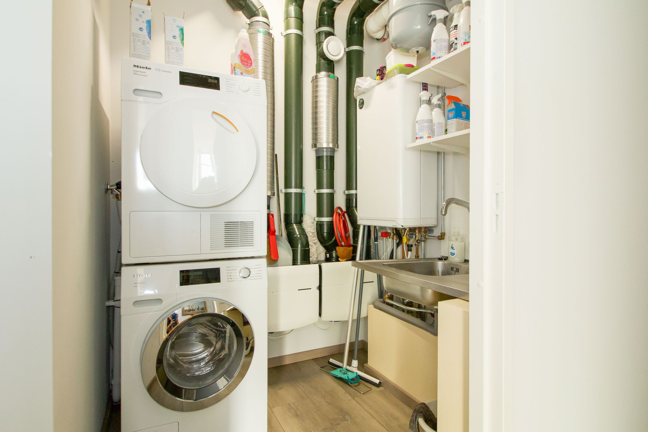 Photo 42 of Zuiderzeeboulevard 77