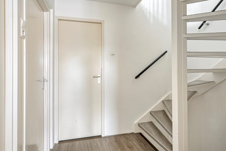 Photo 25 of Magalhaeslaan 18