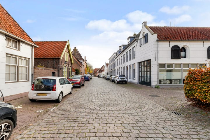 Photo 5 of Burchtstraat 7-A