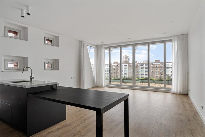 Foto 1 van George Gershwinlaan 83-A