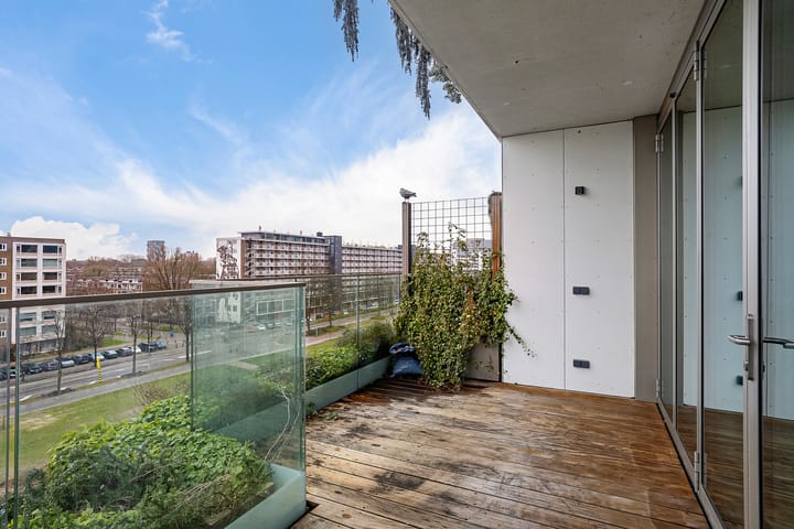 Foto 13 van George Gershwinlaan 83-A