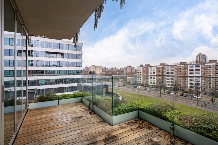 Foto 14 van George Gershwinlaan 83-A