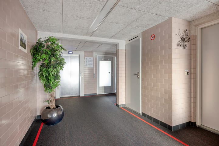 Photo 5 of M.K. Gandhiplein 99