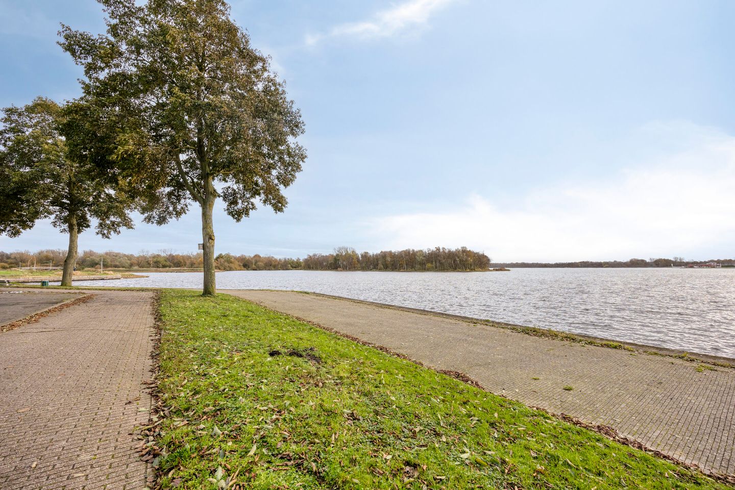 Foto 40 van M.K. Gandhiplein 99