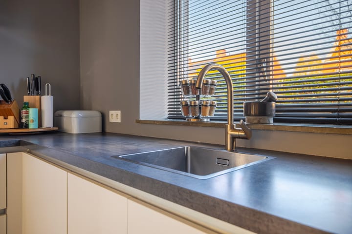 Photo 8 of Madelievenstraat 61